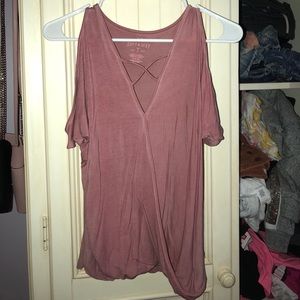 super cute american eagle top